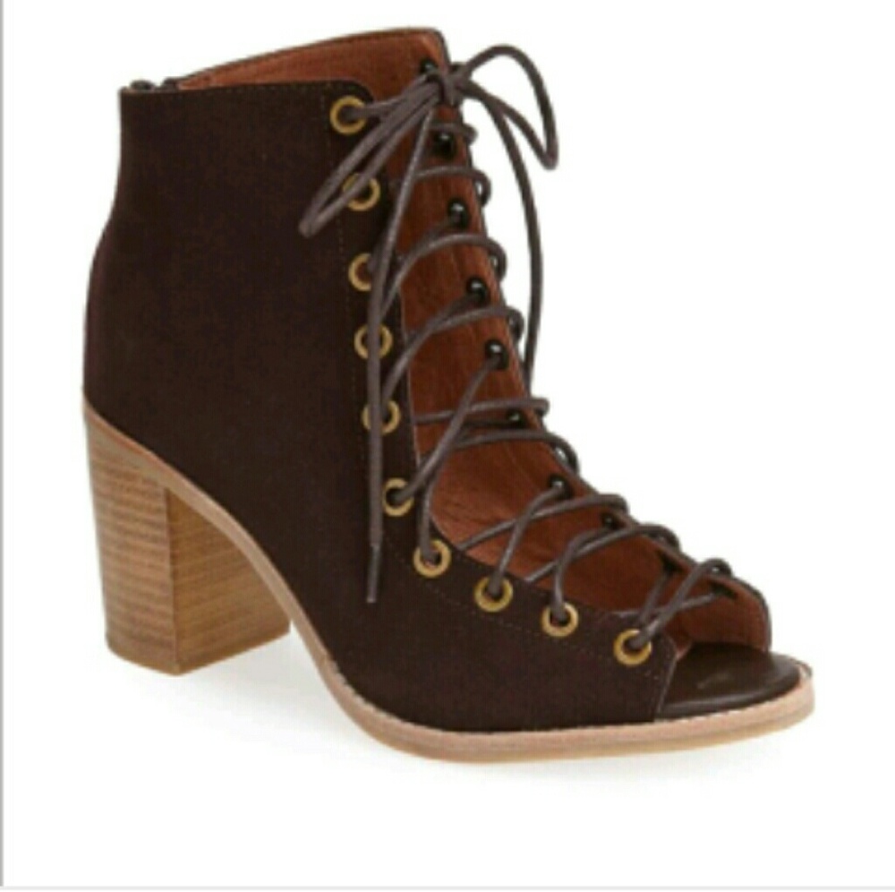 SOLD!!Jeffrey Campbell brown Cors
